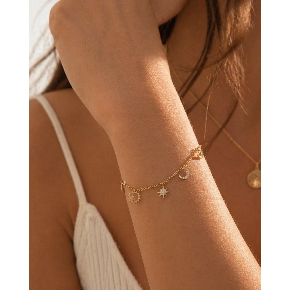 Gold Celestial Charm Bracelet Sun Moon Star Adjustable Dainty Chain‎ NEW